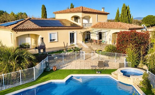 House in Allegre-les-Fumades, Occitania, France 1