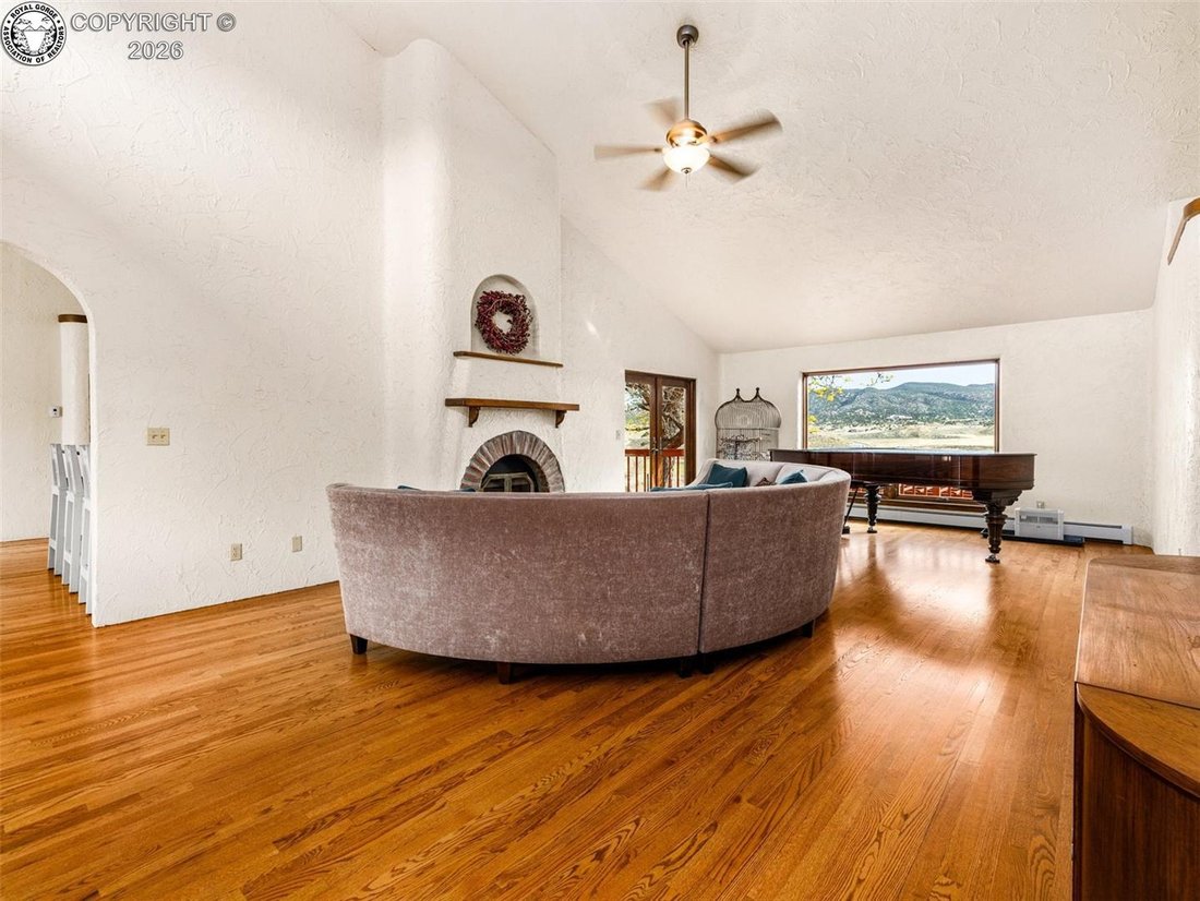 House in Lincoln Park, Colorado, United States 5 - 17569401