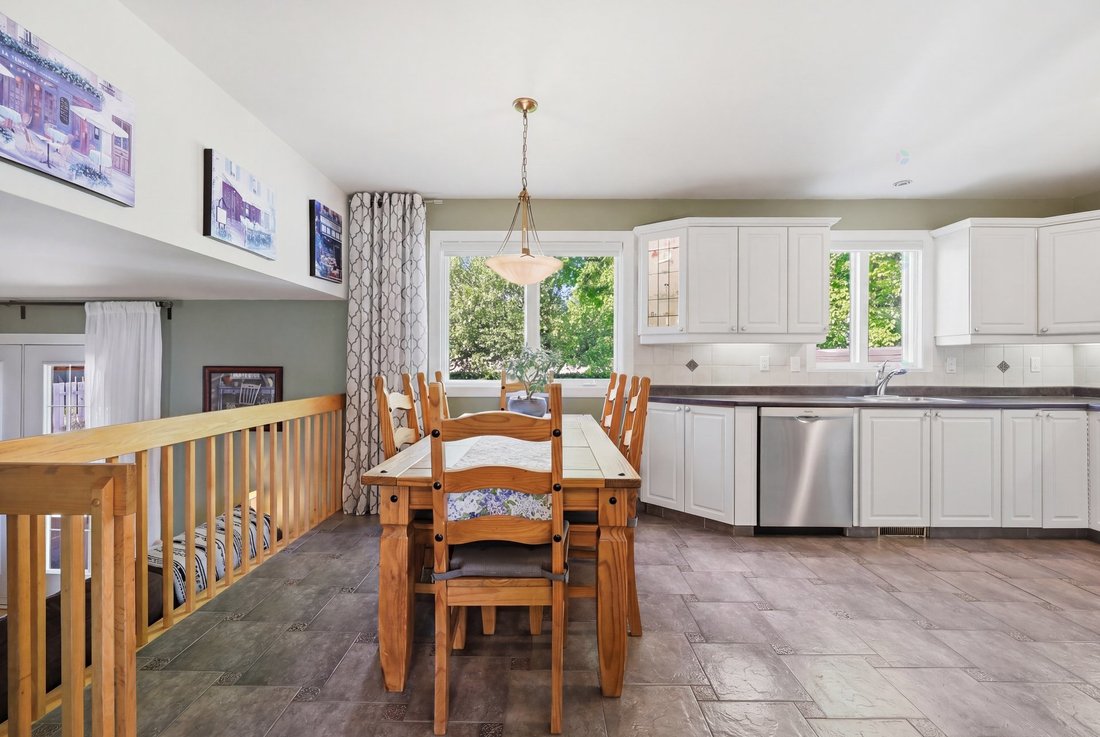 House in Boucherville, Quebec, Canada 5 - 18535471