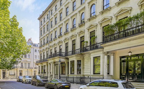Apartment in Knightsbridge, Kensington And Chelsea, England 1