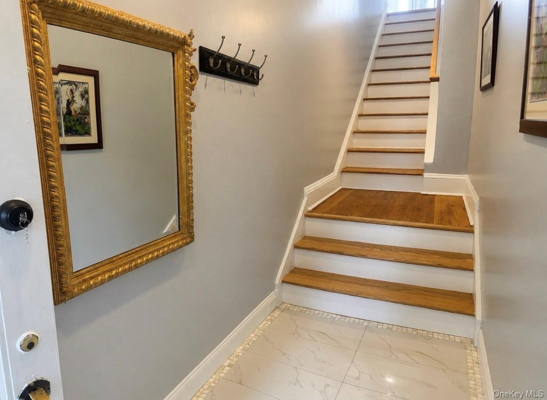 Rockville Centre, New York, United States 2 - 18536098
