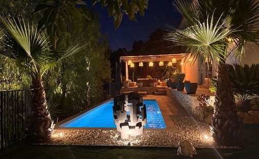 Villa in Trans-en-Provence, Provence-Alpes-Côte d'Azur, France 1