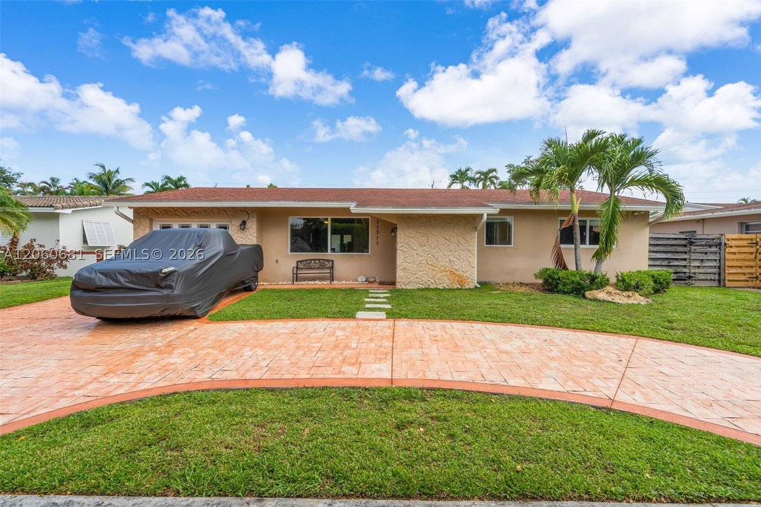 House in Pembroke Pines, Florida, United States 2 - 18532343