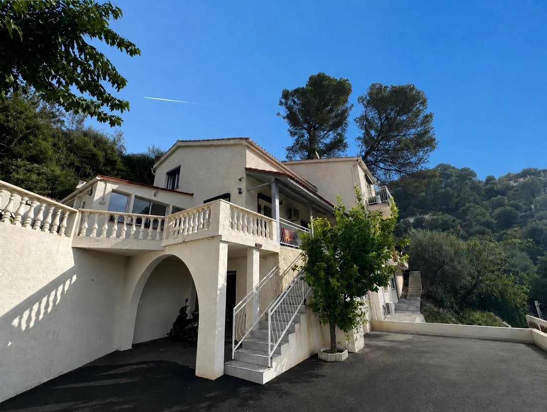 Villa in Drap, Provence-Alpes-Côte d'Azur, France 1 - 17474356