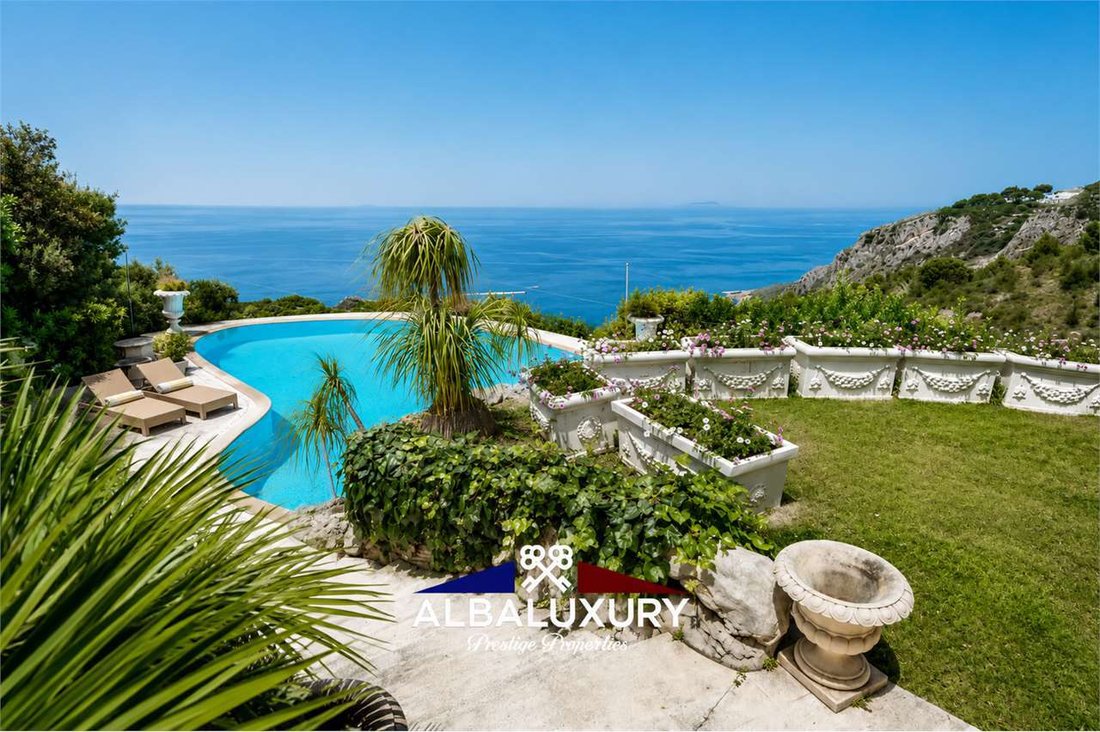 Villa in Anacapri, Campania, Italy 2 - 18274276