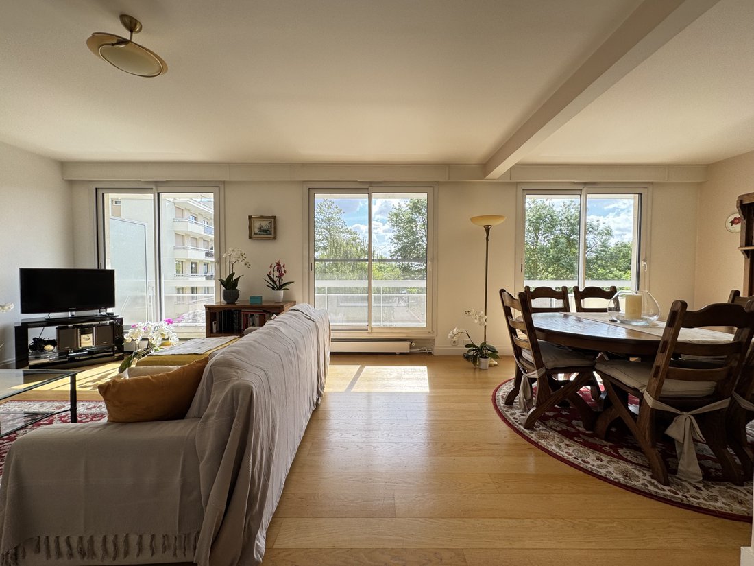 Apartment in Centre, Le Pecq, France 1 - 18534996