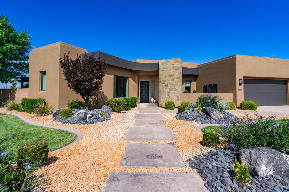 House in St. George, Utah, United States 1 - 18532616