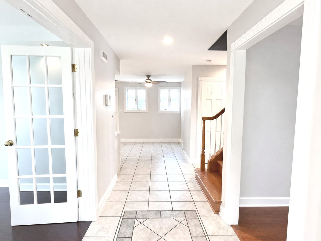House in Des Plaines, Illinois, United States 2 - 18532990