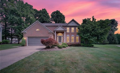 House in Twinsburg, Ohio, United States 1