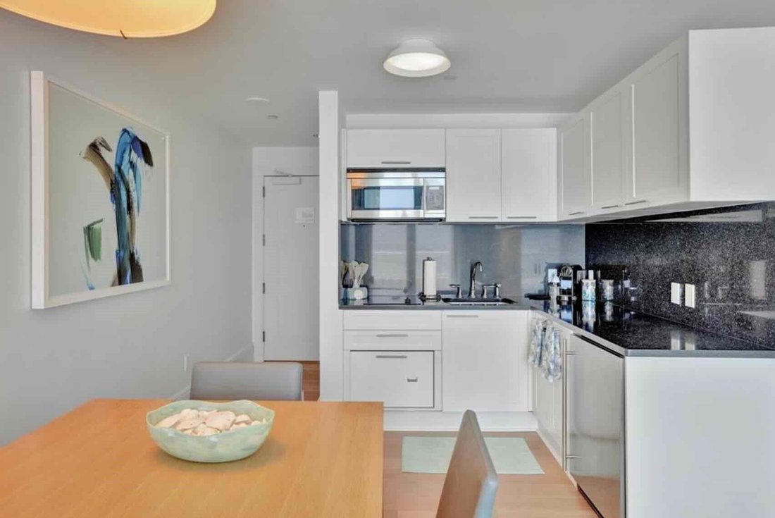 Condo in Fort Lauderdale, Florida, United States 5 - 18536066