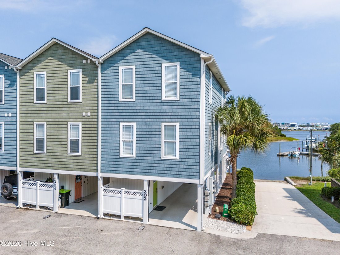 Townhouse in Topsail Beach, North Carolina, United States 5 - 18530504
