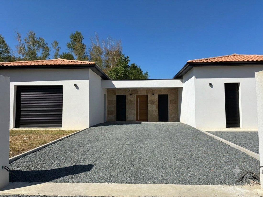 House in Loupes, Nouvelle-Aquitaine, France 2 - 18363259