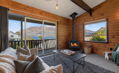 House in Queenstown, Otago, New Zealand 1