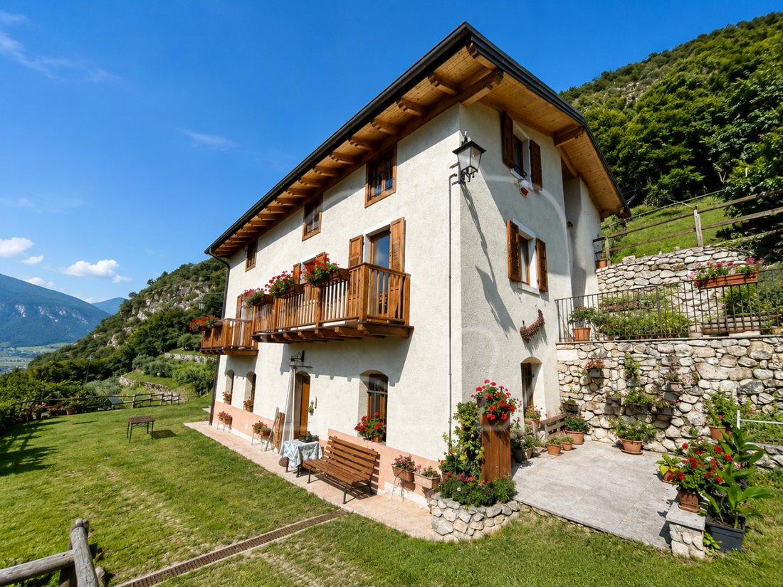 Villa in Ala, Trentino – Alto Adige/Südtirol, Italy 4 - 14440897