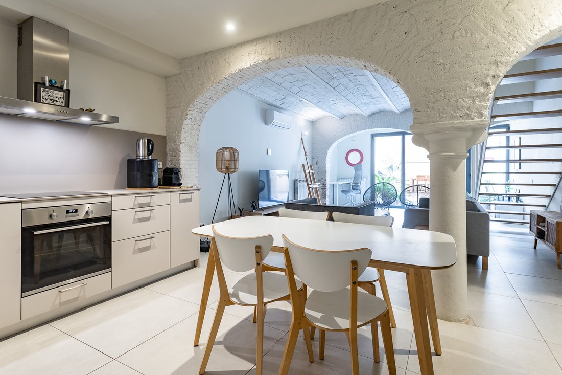 Apartment in Eixample, Barcelona, Spain 4 - 17296840