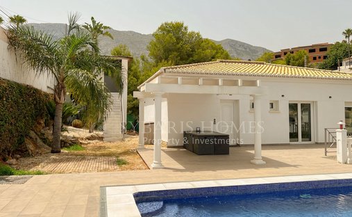 Chalet in Denia, Valencian Community, Spain 1