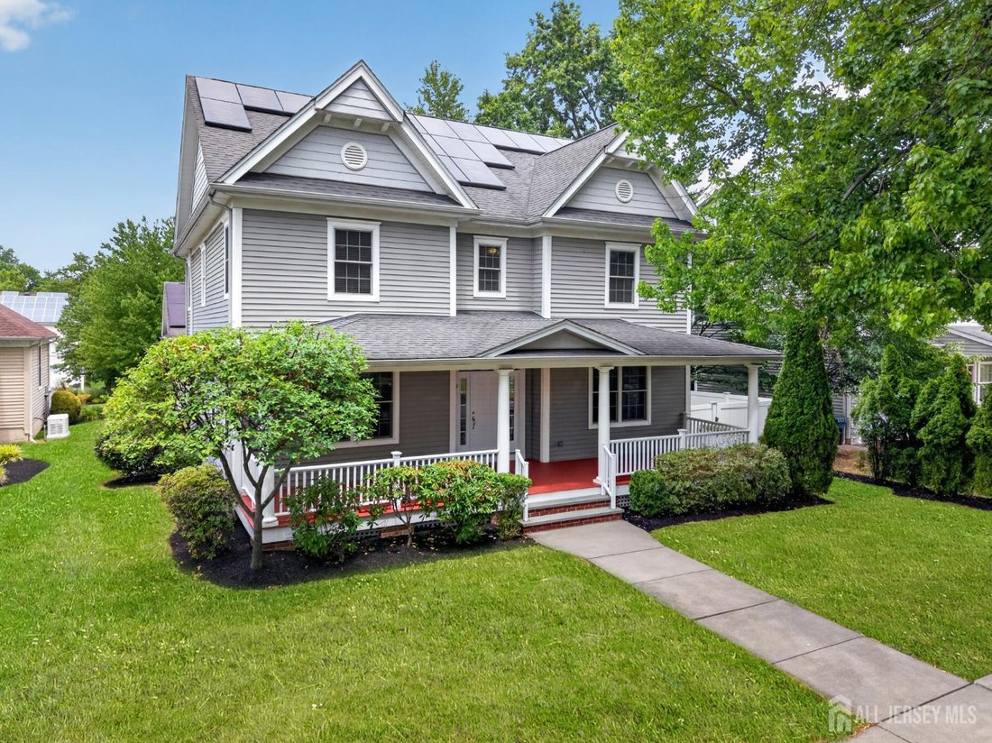 House in Metuchen, New Jersey, United States 2 - 18353802
