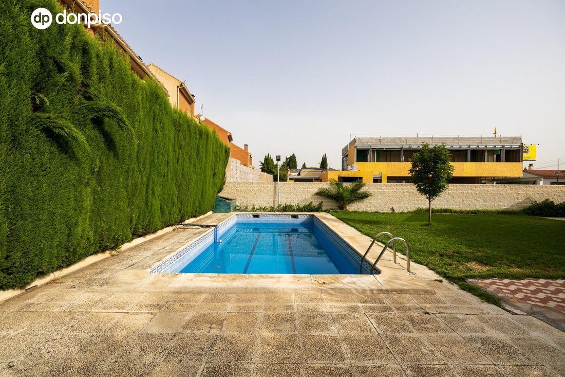 Villa in Armilla, Andalusia, Spain 3 - 18535964