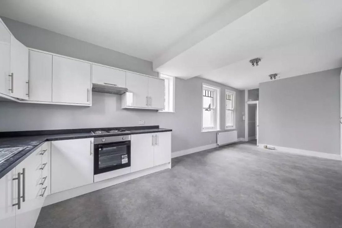 Apartment in West Hampstead, Camden, England 2 - 18534187