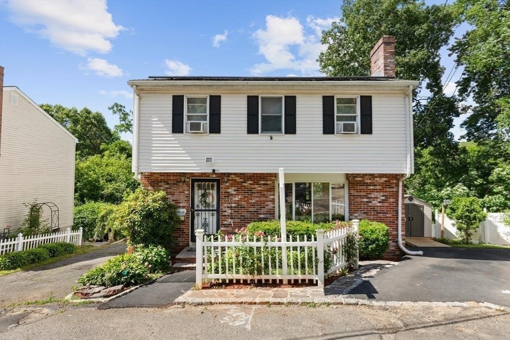 House in Malden, Massachusetts, United States 1 - 18272395