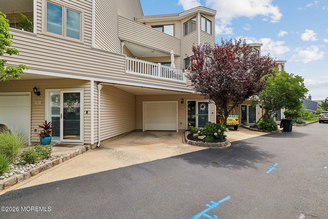 Condo in Long Branch, New Jersey, United States 2 - 18532278