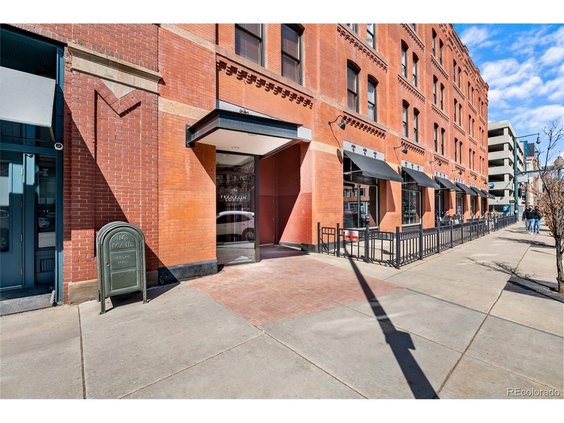 Condo in Denver, Colorado, United States 2 - 18535111
