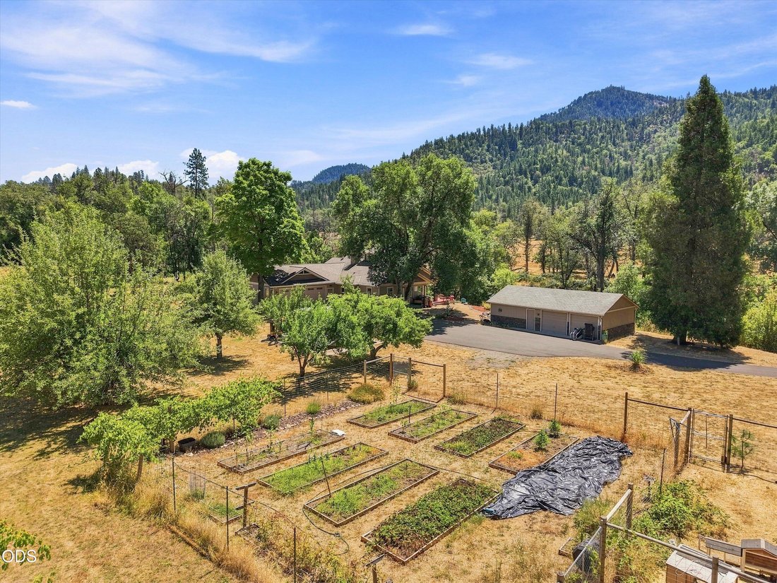 House in Rogue River, Oregon, United States 3 - 18535531