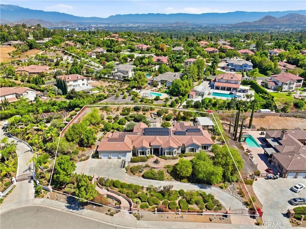 Condo in Riverside, California, United States 5 - 18535645