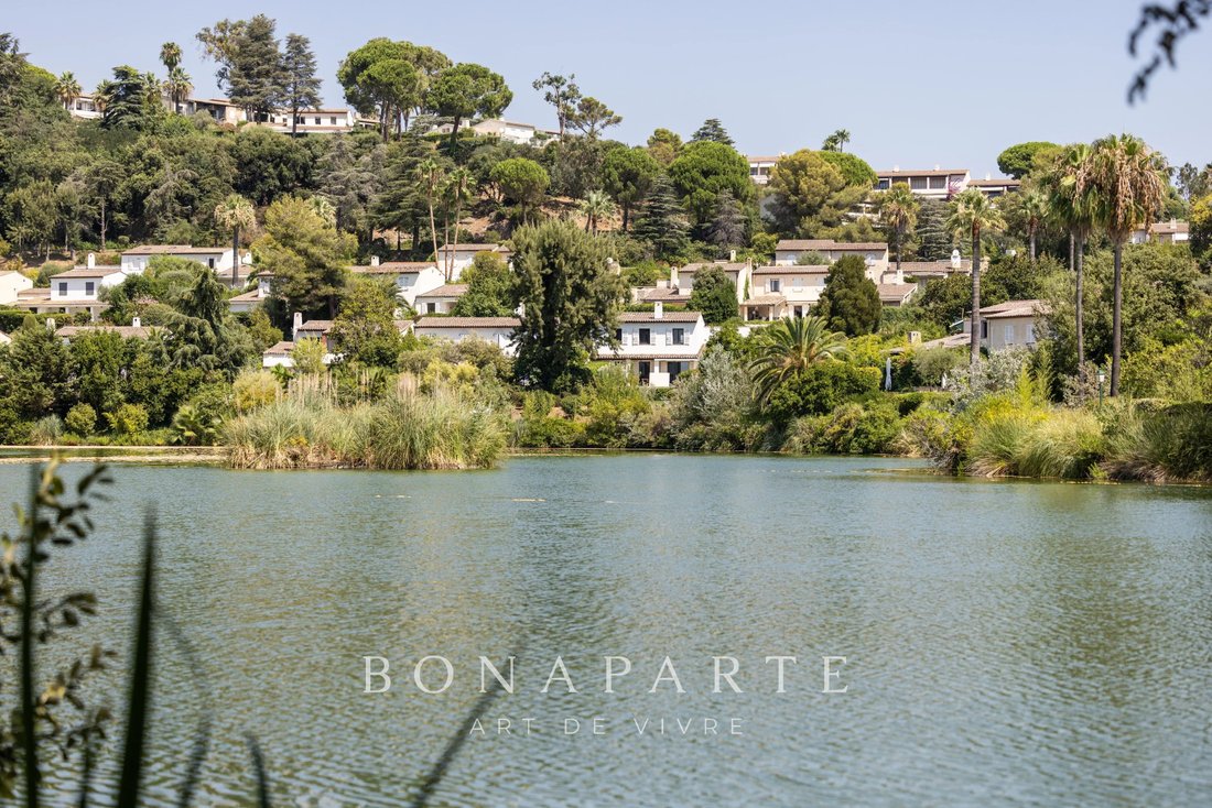 House in Vaug, Villeneuve-Loubet, France 2 - 18533471