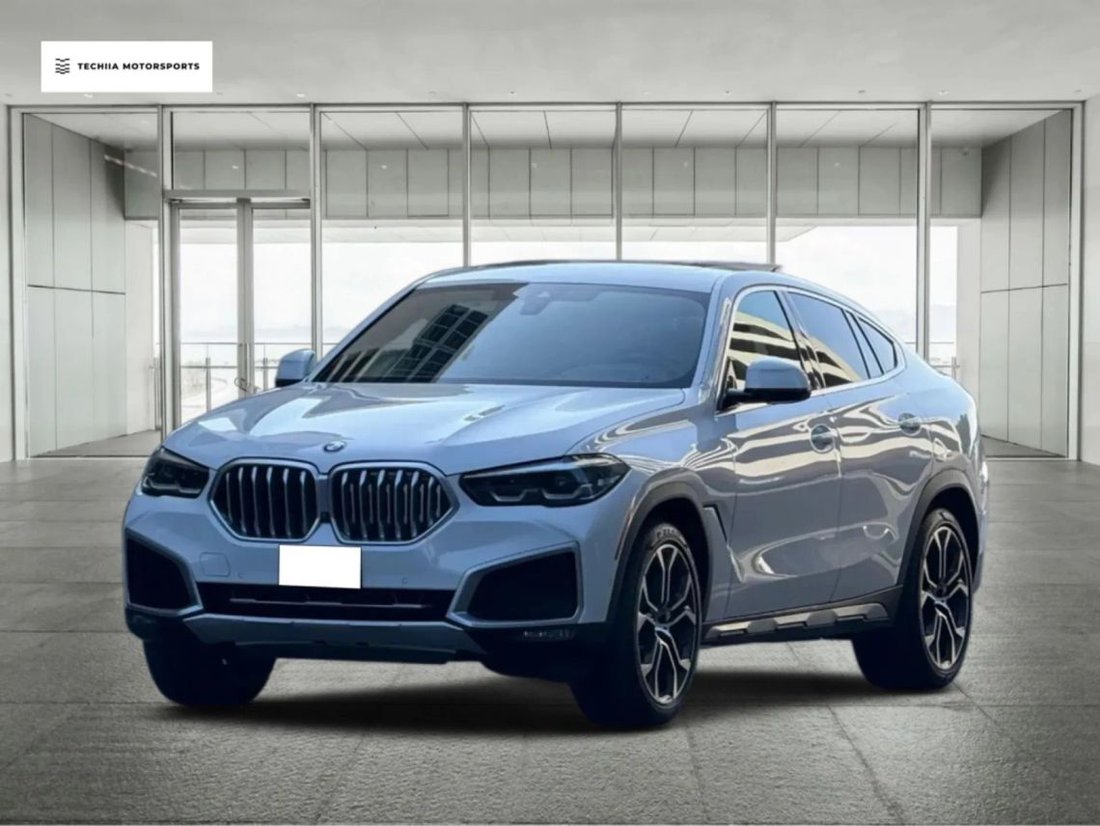 Suv in Inglewood, CA, United States 1 - 16484862