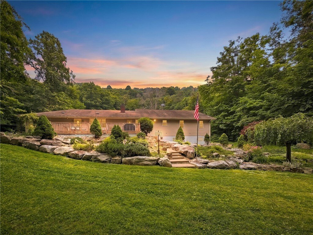 House in Jones Mills, Pennsylvania, United States 1 - 18180772