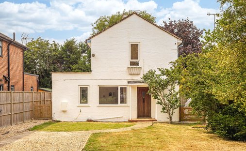 House in Horley, England 1