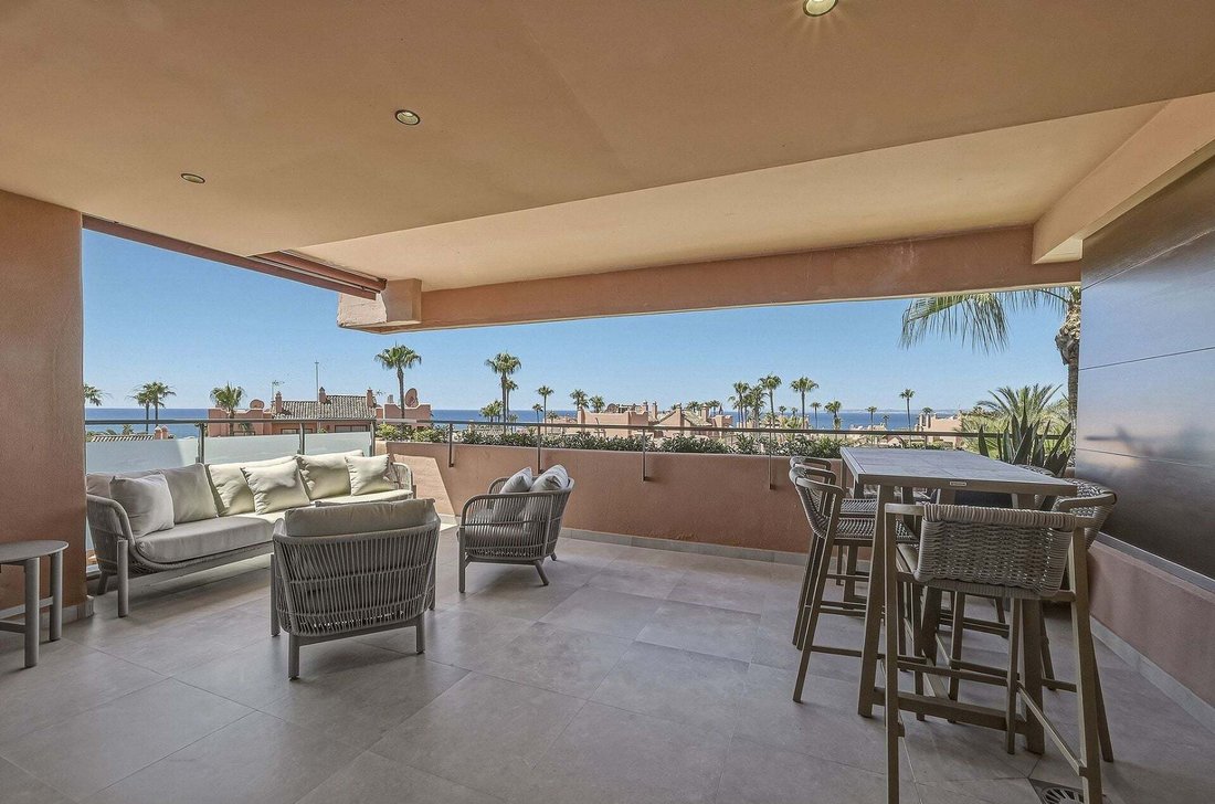 Penthouse in Gualdalmansa, Estepona, Andalusia 1 - 18533956
