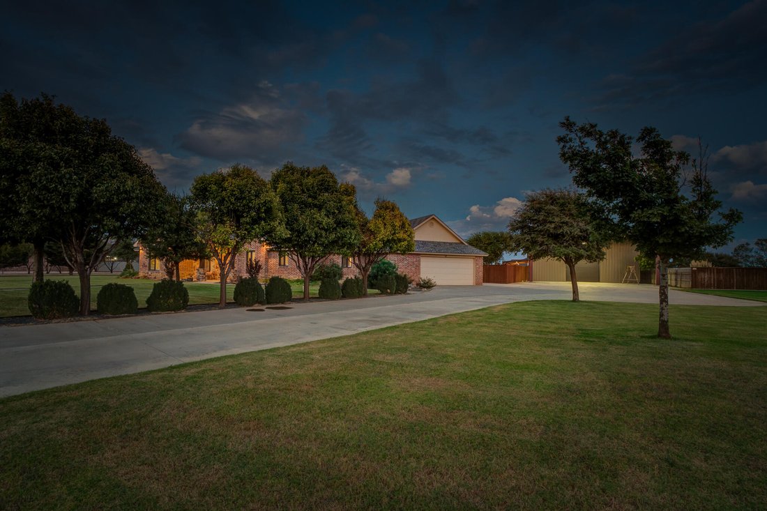 House in Lubbock, Texas, United States 5 - 18535487