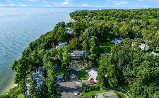 House in Northport, New York, United States 1