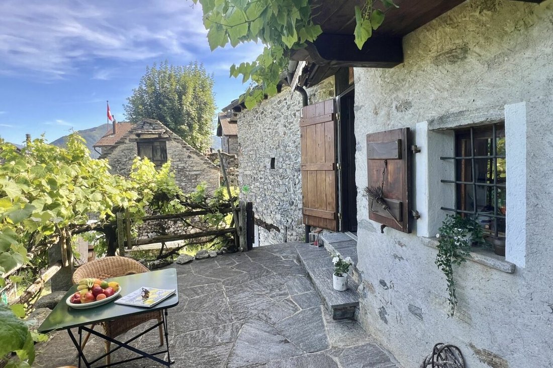 Cugnasco, Ticino, Switzerland 4 - 18533495