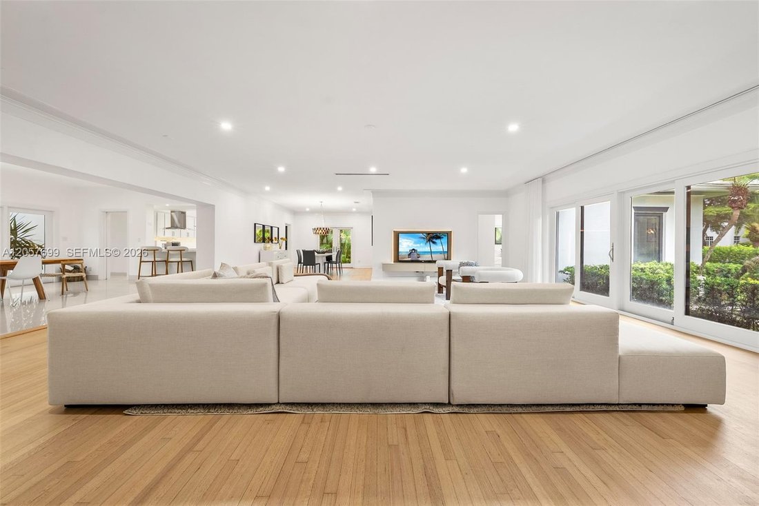 House in Miami, Florida, United States 5 - 18536106