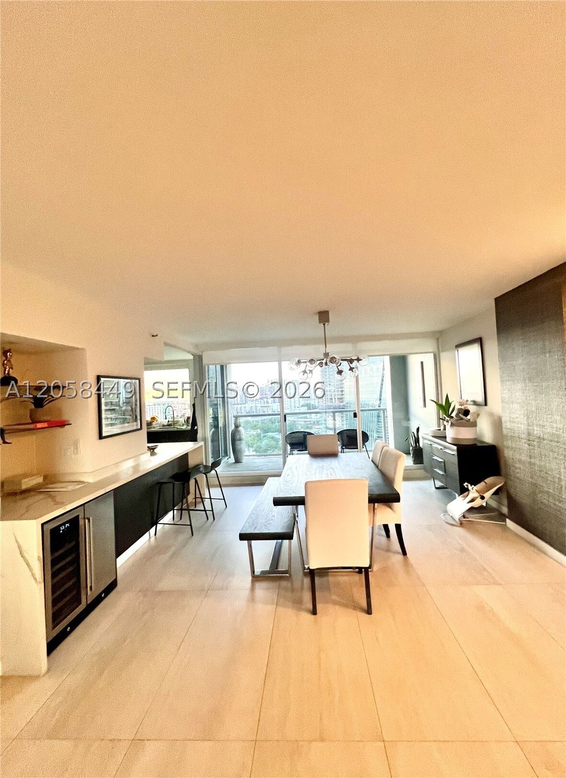 Condo in Miami, Florida, United States 5 - 18534912