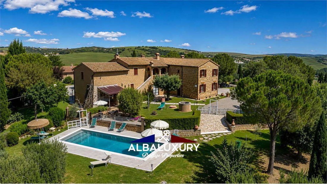 Villa in San Quirico d'Orcia, Tuscany, Italy 2 - 16495206
