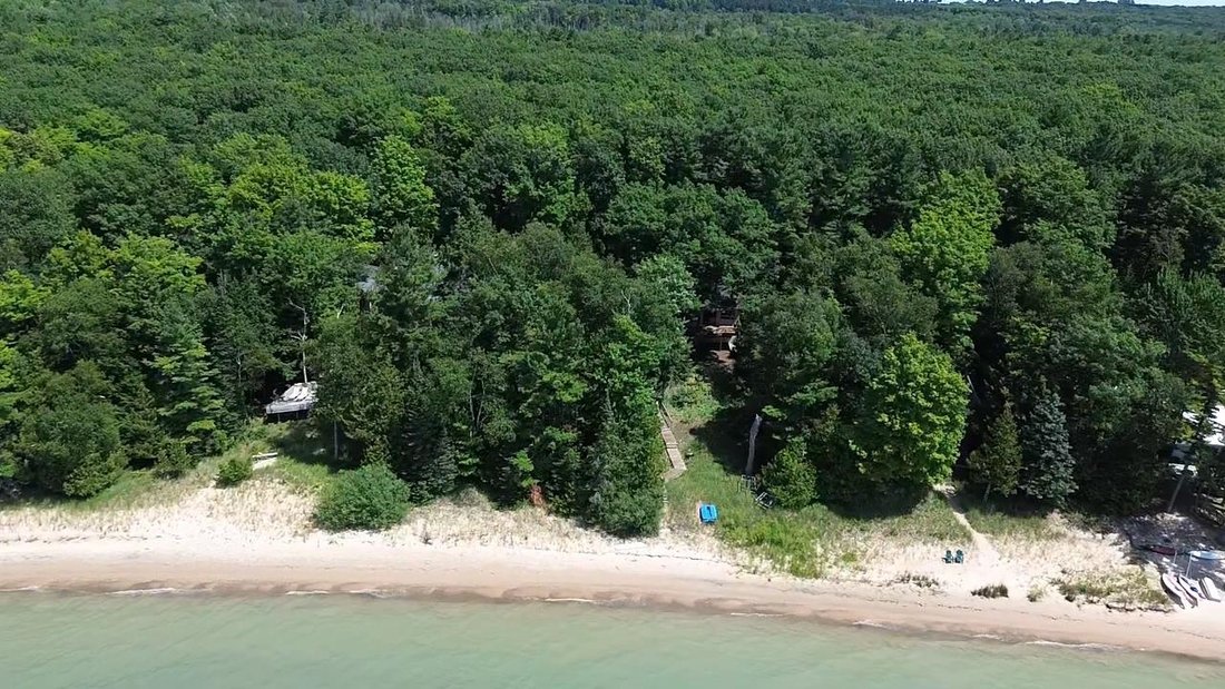 House in Elk Rapids, Michigan, United States 1 - 18532776
