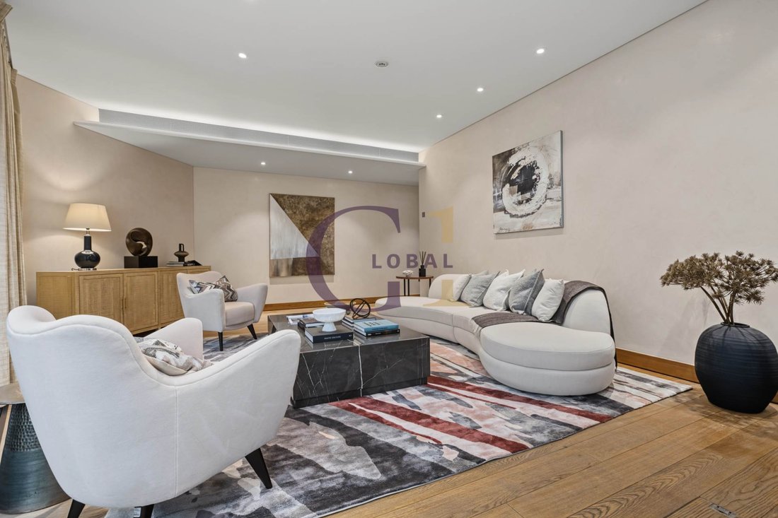 Apartment in Knightsbridge, Kensington And Chelsea, England 2 - 18534178
