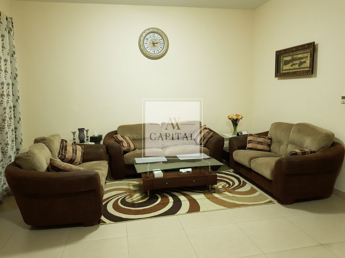 Townhouse in JVC / Jumeirah Village Circle, Dubai, United Arab Emirates 3 - 18533605