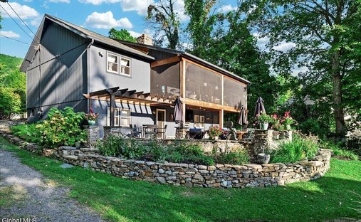 House in Queensbury, New York, United States 1