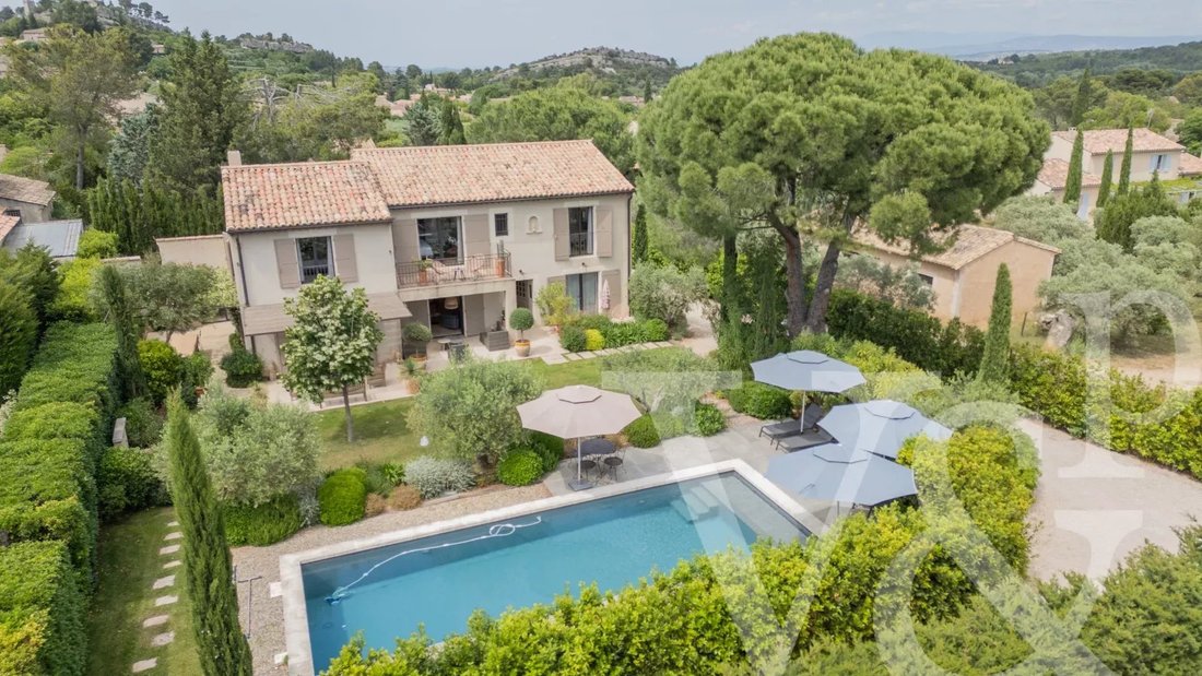 House in Eygalières, Provence-Alpes-Côte d'Azur, France 1 - 17247943