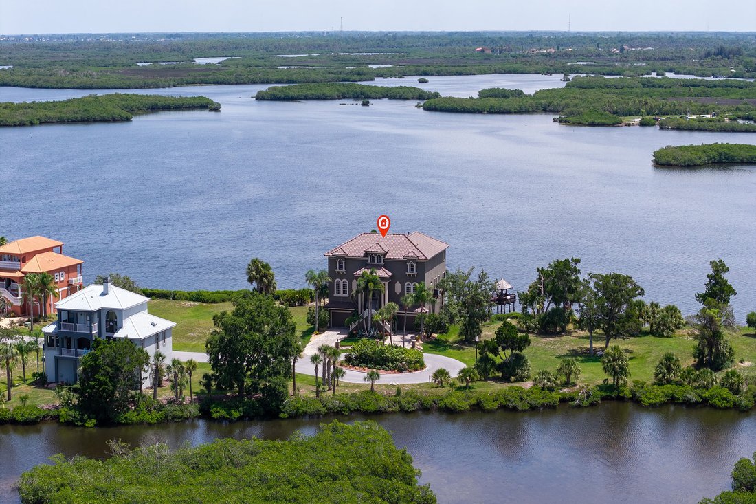 House in New Port Richey, Florida, United States 3 - 18533770