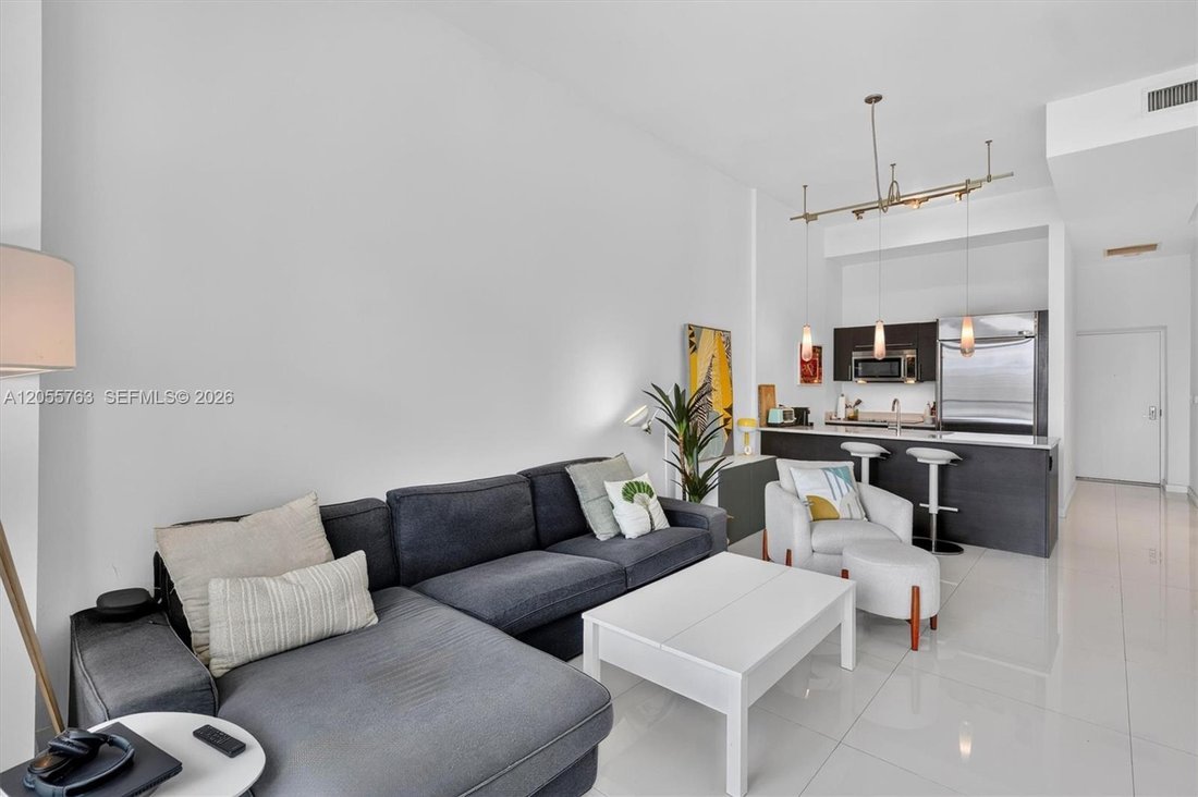 Condo in Miami, Florida, United States 4 - 18536109