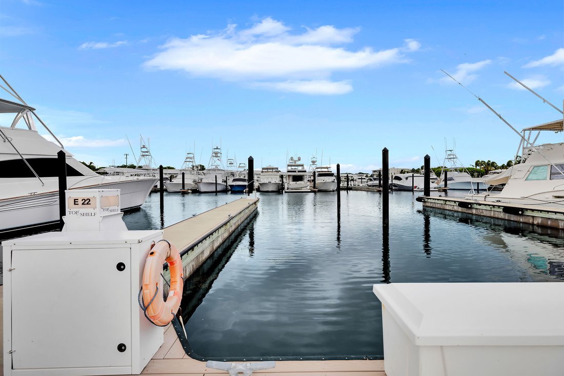 Yacht Slip Dockage in Key Colony Beach, Florida, United States 5 - 18506511