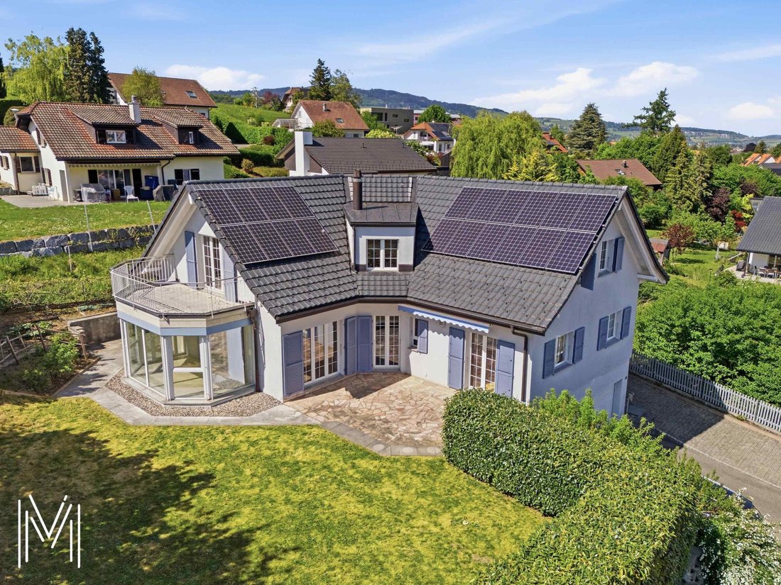 Villa in Bulle FR, Freiburg, Schweiz 1 - 18534258
