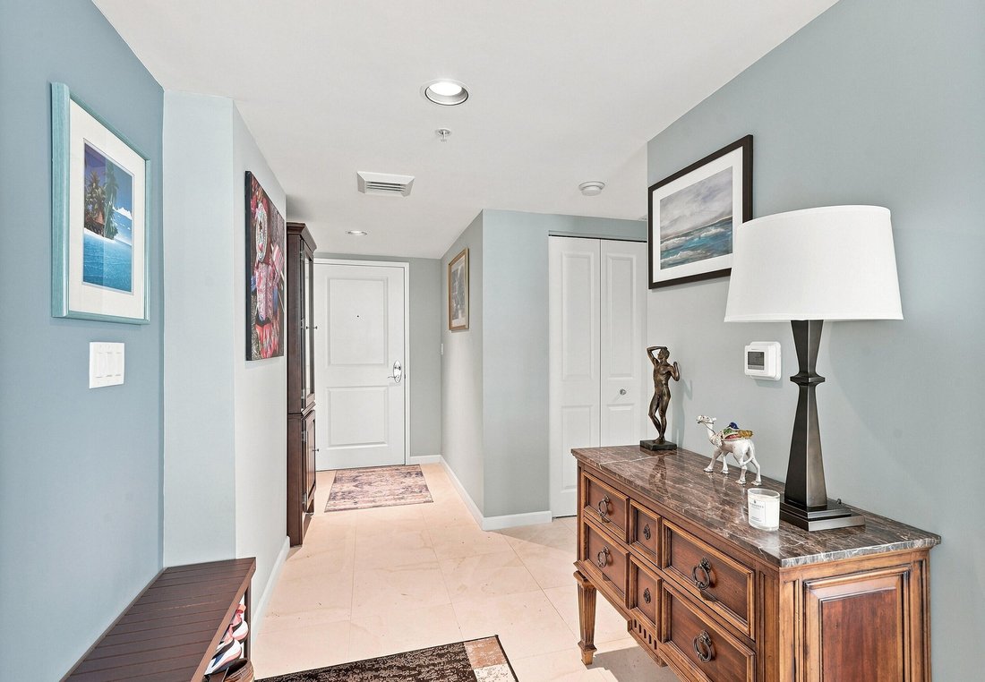 Condo in Fort Lauderdale, Florida, United States 2 - 18535165