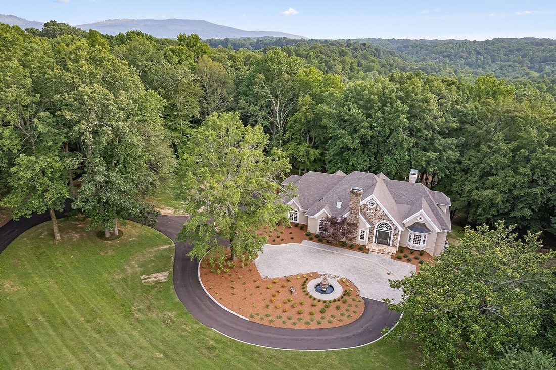 House in McMinnville, Tennessee, United States 1 - 18535189
